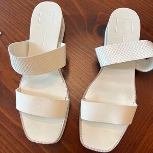 Dolce Vita Sandals like new